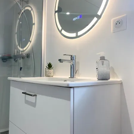 Maison Confort, Charme Et Authenticite Apartment